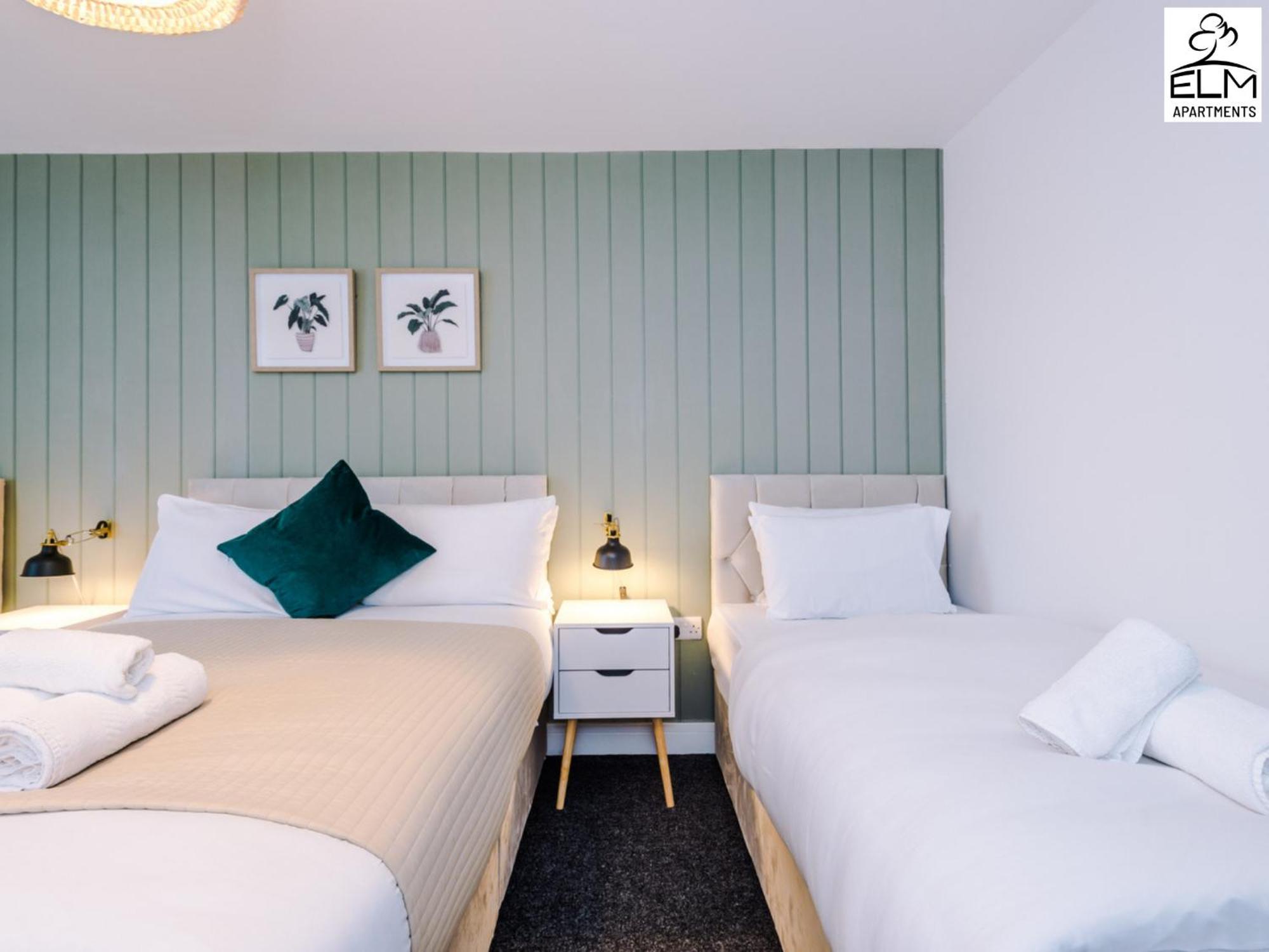 מנצ'סטר Elm Aparthotel , Collection Of Apartments Available Near Media City , Free Parking מראה חיצוני תמונה