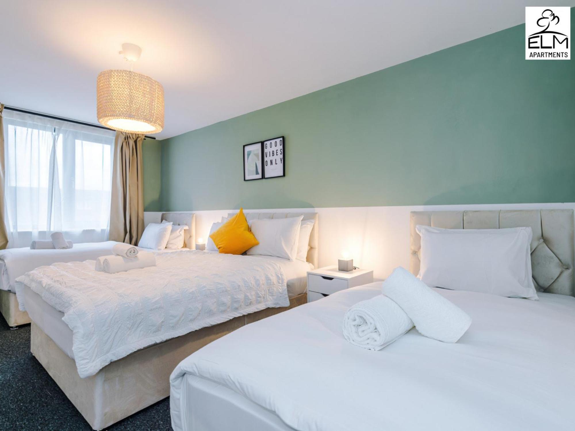 מנצ'סטר Elm Aparthotel , Collection Of Apartments Available Near Media City , Free Parking מראה חיצוני תמונה