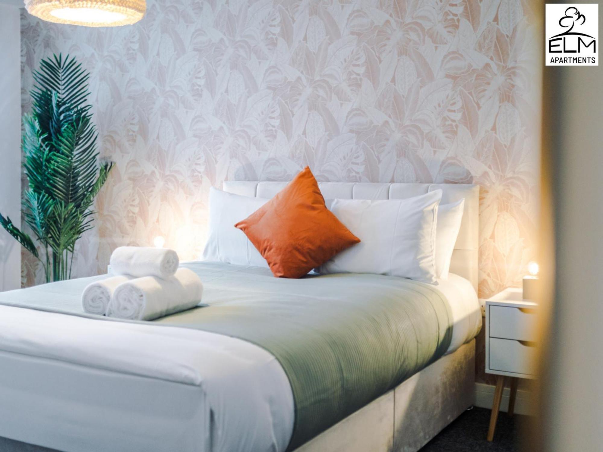 מנצ'סטר Elm Aparthotel , Collection Of Apartments Available Near Media City , Free Parking מראה חיצוני תמונה