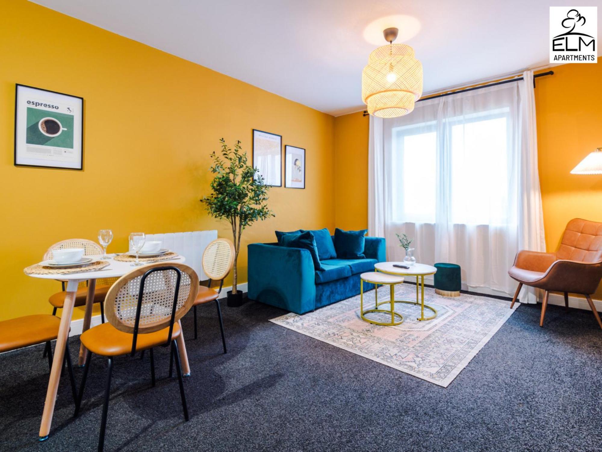 מנצ'סטר Elm Aparthotel , Collection Of Apartments Available Near Media City , Free Parking מראה חיצוני תמונה